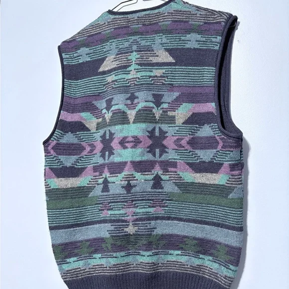 Lumiere Aztec pattern Multicolor Patterned Sweater Vest - Picture 3 of 6